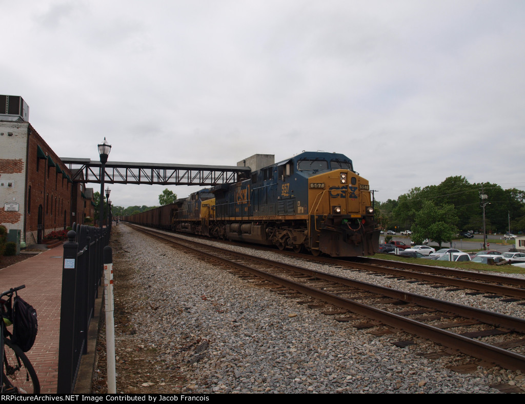 CSX 557